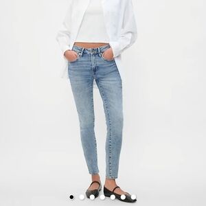 GAP Universal Skinny Jeans - Women's Size 4/27R